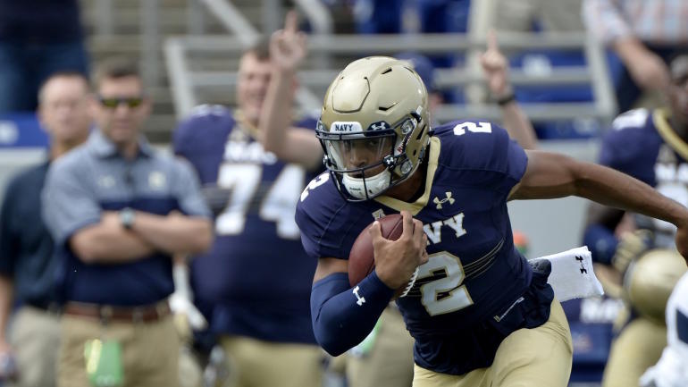 Navy literally pulls a QB out of the stands to replace its injured starter
