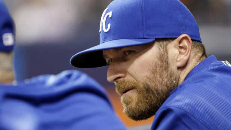 Royals' bullpen is blowing shot at the postseason for defending champs