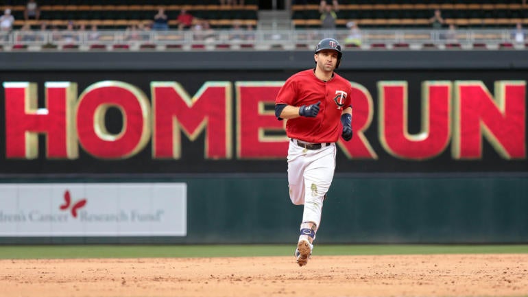 MLB Hot Stove Rumors: Dodgers talks with Twins about Dozier are at an 'impasse'