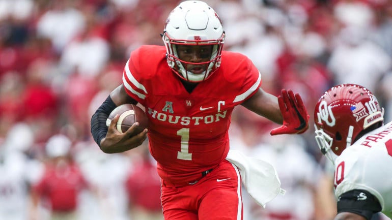 Report: Houston star QB Greg Ward Jr. out vs. Lamar with shoulder injury