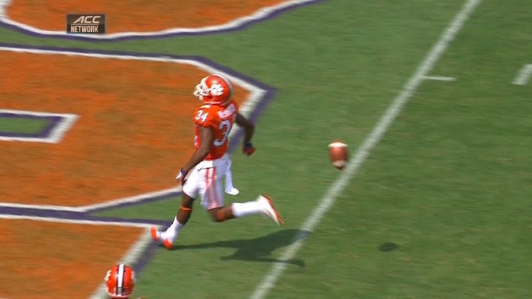 Clemson wideout pulls a DeSean Jackson, drops ball before crossing goalline