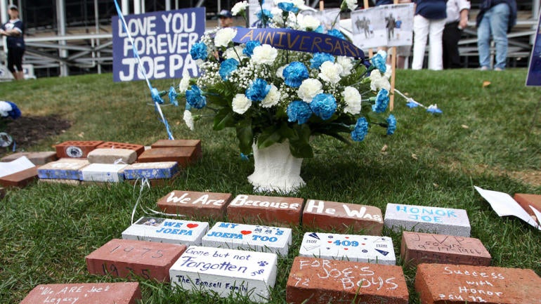 Penn State honors Joe Paterno as fans from both teams protest