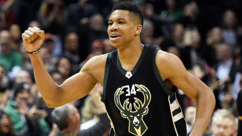 Report: Giannis Antetokounmpo agrees to four-year, $100 million extension
