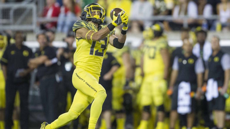 Oregon star Devon Allen turns pro in something other than football