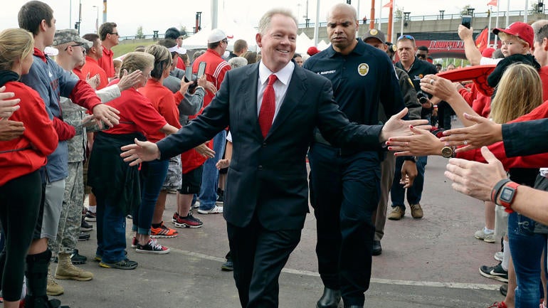 Riding high again at Louisville, Bobby Petrino is remade as a coach and person