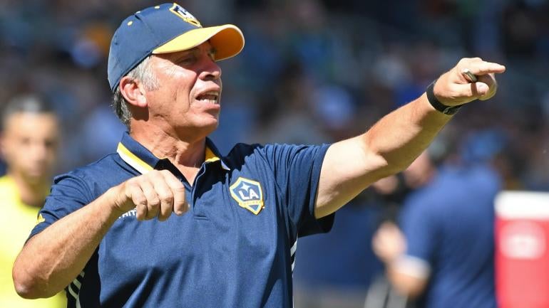 MLS coach bashes league for having to fly on commercial flights for games