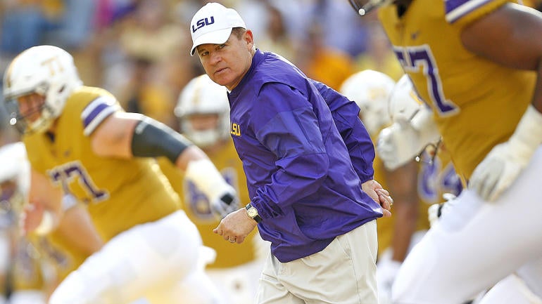 Les Miles, P.J. Fleck lead list of seven candidates for Purdue coaching job
