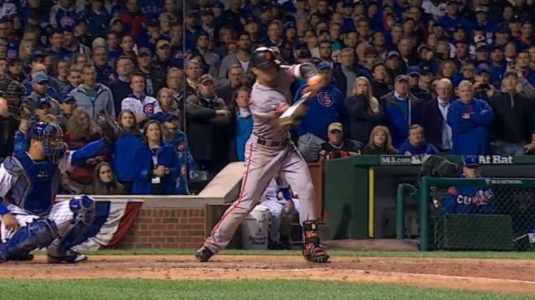 LOOK: Controversial call kills Giants' ninth-inning rally vs. Cubs before it starts