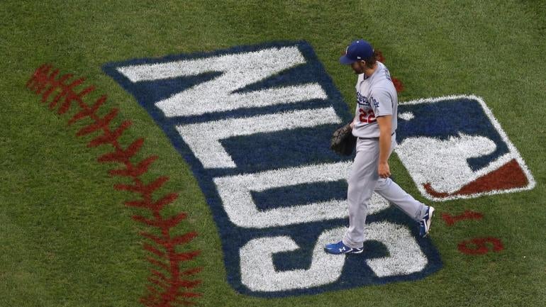 LOOK: Dodgers ace Clayton Kershaw reveals a new trick up his sleeve in Game 1