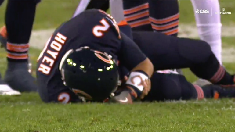 Report: Bears' Brian Hoyer to have surgery on broken arm, could miss 8 weeks