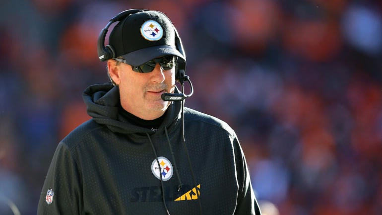 Steelers coach: Patriots offense operates 'on the edge of being legal or not legal'