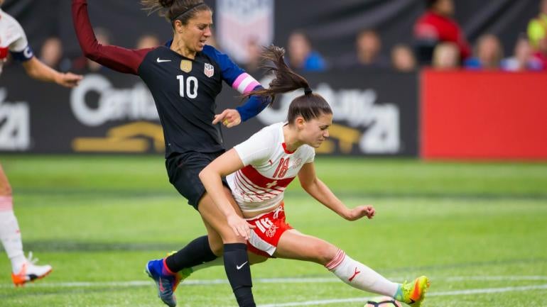 Carli Lloyd scores twice as USWNT crushes Switzerland 5-1