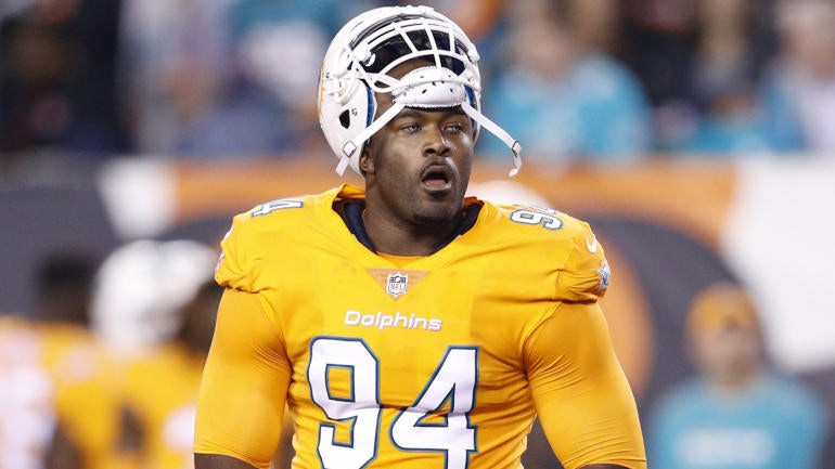 Dolphins cut four players, including former No. 1 overall pick Mario Williams