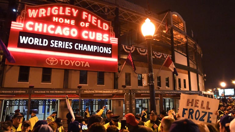 85-year-old fan lives just long enough to hear the Cubs win the World Series