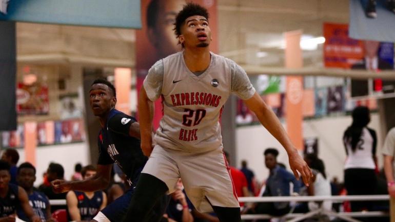 Kentucky lands first prospect in its 2017 class: 5-star big man Nick Richards