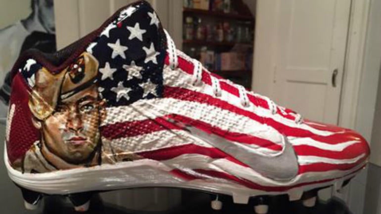 Antonio Brown's patriotic Veterans Day cleats are a beautiful tribute to Pat Tillman