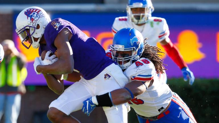 Another ECU receiver has broken the FBS career receptions record