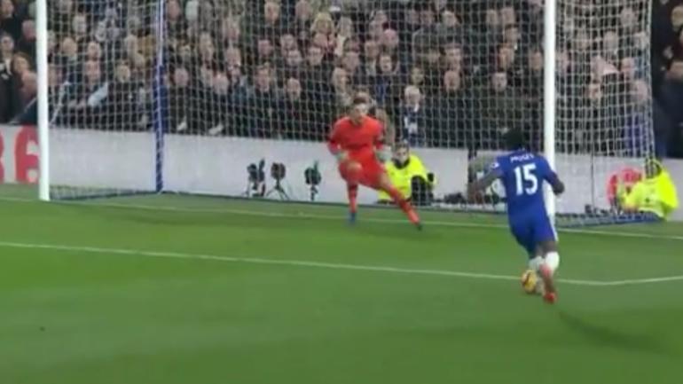 Chelsea goal highlights: Moses scores winner to keep Blues atop Premier League