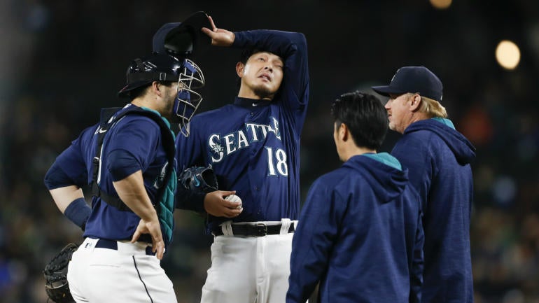 Shoulder injury to reportedly cost Mariners' Hisashi Iwakuma four to six weeks