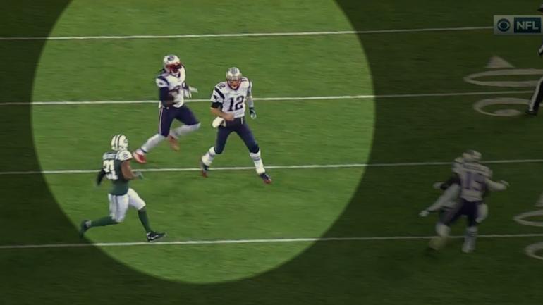 LOOK: Tom Brady highlights his blocking skills vs. Jets in hilarious video