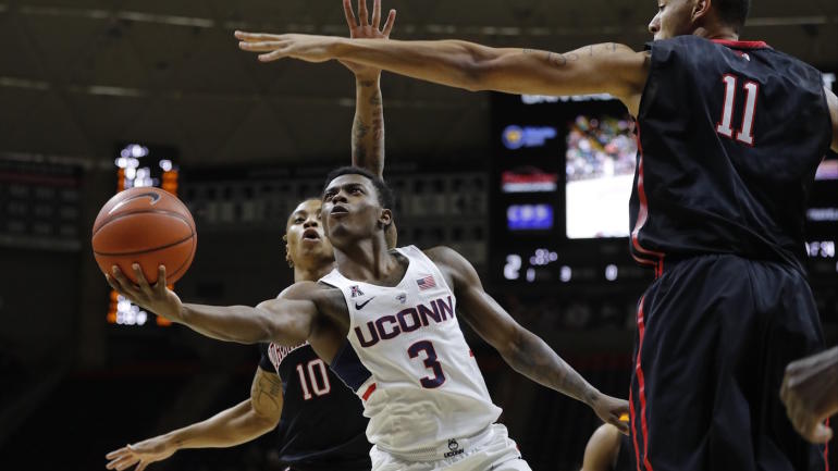 UConn's season in big trouble now: Star frosh Alterique Gilbert out for year