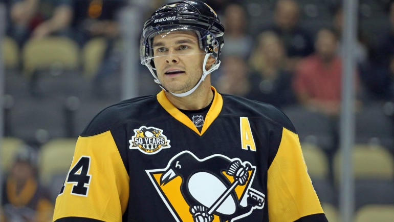 LOOK: Chris Kunitz and family celebrate with cereal in the Stanley Cup