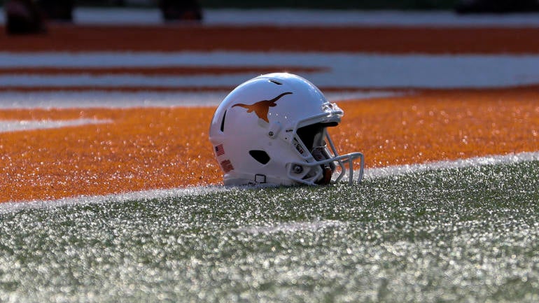 Report: Texas won't accept bowl invitation if it receives one