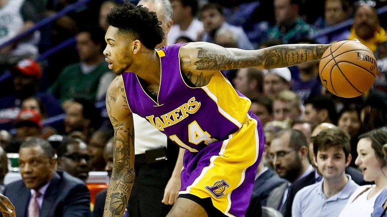 Thunder vs. Lakers odds: Picks, predictions from expert on 10-2 NBA run