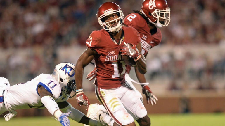 Oklahoma star wide receiver Dede Westbrook out with apparent injury