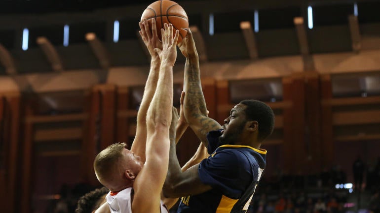 Austin Nichols' absence haunts No. 6 Virginia; 24-game home win streak snapped