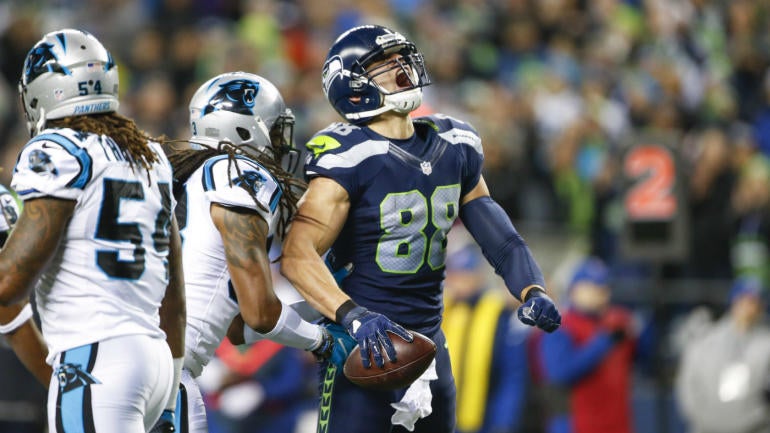 Seahawks blast Panthers, lose star safety to injury: Final score, seven things to know