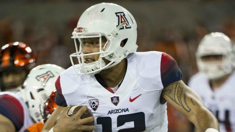 Arizona starting QB Anu Solomon announces he's transferring