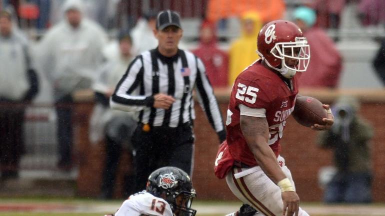 Video released showing Oklahoma RB Joe Mixon punching a woman
