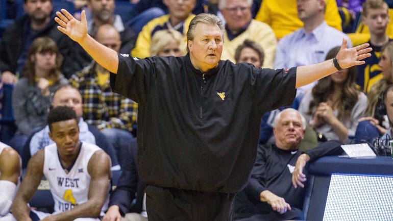 West Virginia's Bob Huggins joins elite coaching fraternity with 800th win