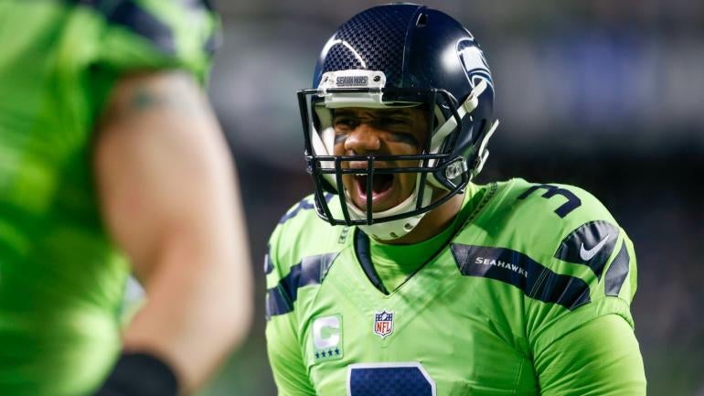 Seahawks' Carroll says Russell Wilson volunteered to fill in for injured punter
