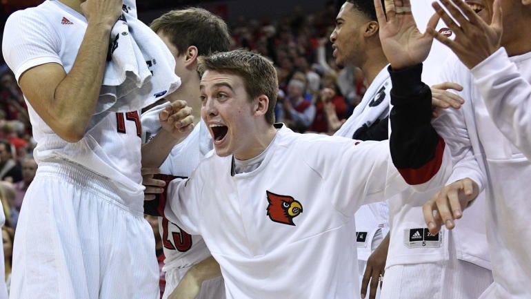College basketball rankings: After beating UK, Louisville jumps over the Cats to No. 6