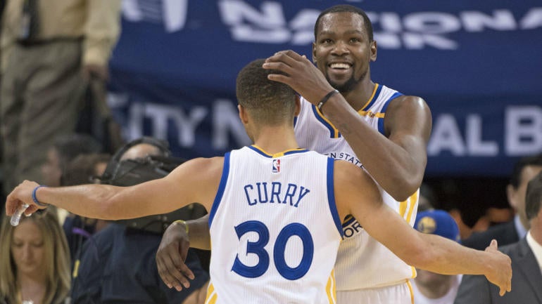 Klay Thompson, Kevin Durant lead Warriors to easy win over Mavs: Takeaways