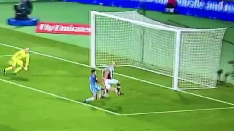 This wide open miss in West Ham vs. Manchester City is absolutely baffling