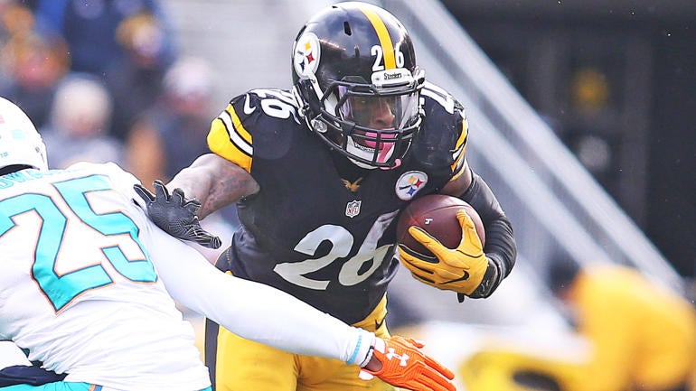 Le'Veon Bell says his running style makes him the Stephen Curry of the NFL