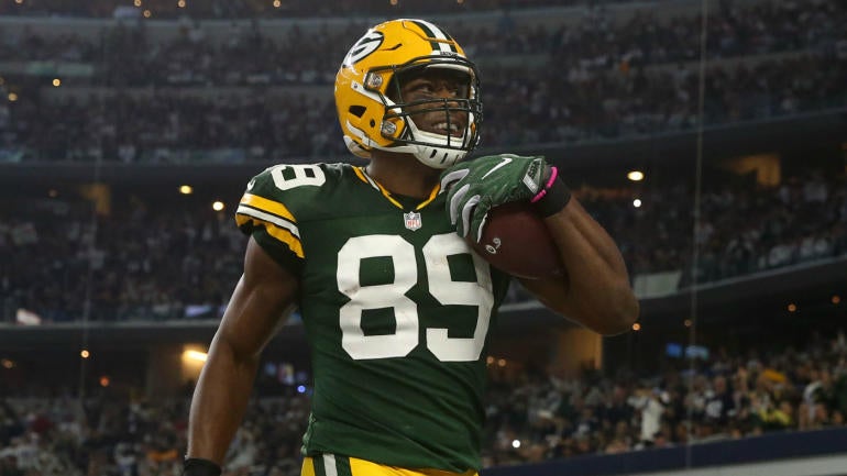 Raiders reportedly acquire another weapon for Derek Carr by signing Jared Cook