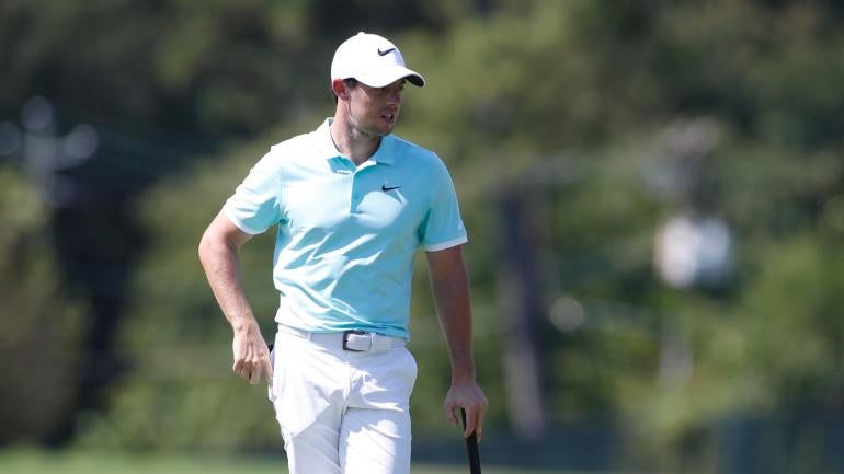 Rory McIlroy has stress fracture in rib, out of Abu Dhabi Championship