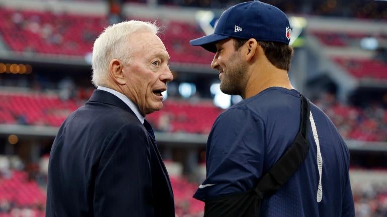 Jerry Jones breaks his own rule, talks about Tony Romo situation again