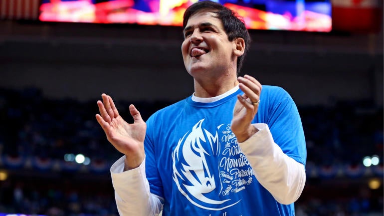 President Donald Trump and Mavs owner Mark Cuban trade blows on Twitter