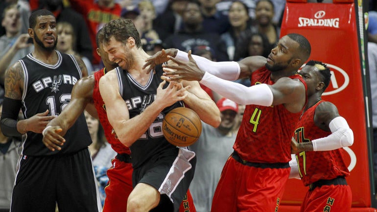 Pau Gasol will miss 4-6 weeks for the Spurs, and it might not even matter