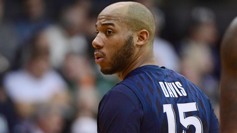 Stunner: Key Xavier senior Myles Davis abruptly announces he's leaving the team
