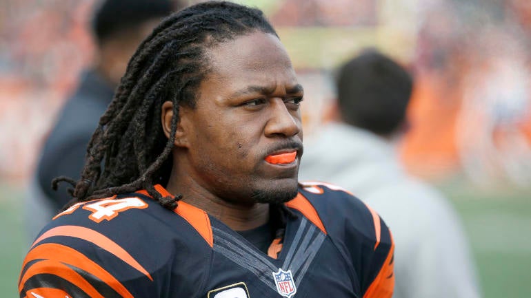 Bengals' Adam Jones launches verbal tirade at reporter for asking about his arrest
