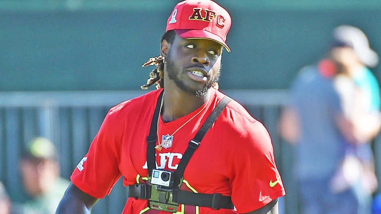 Fantasy Football: Inside the Pro Bowl with Jay Ajayi ...