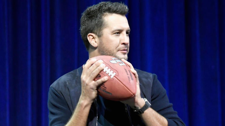 2017 Super Bowl prop bet: How long will Luke Bryan take to sing the national anthem?