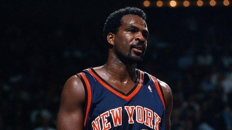 Report: Oakley's pals tried to call Michael Jordan to calm him down before arrest