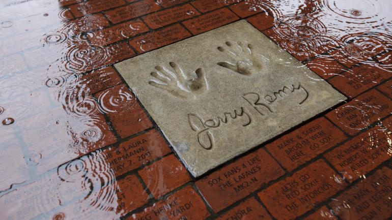 Red Sox broadcaster Jerry Remy announces that his cancer has returned